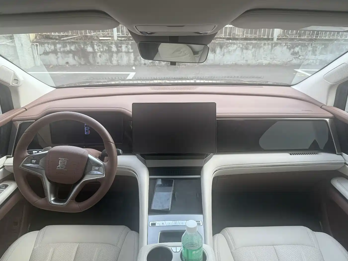 BYD Xia 2025 2025 DM-i 1.5T 100km Surpass Edition