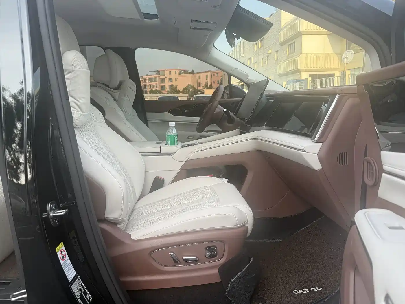 BYD Xia 2025 2025 DM-i 1.5T 100km Surpass Edition