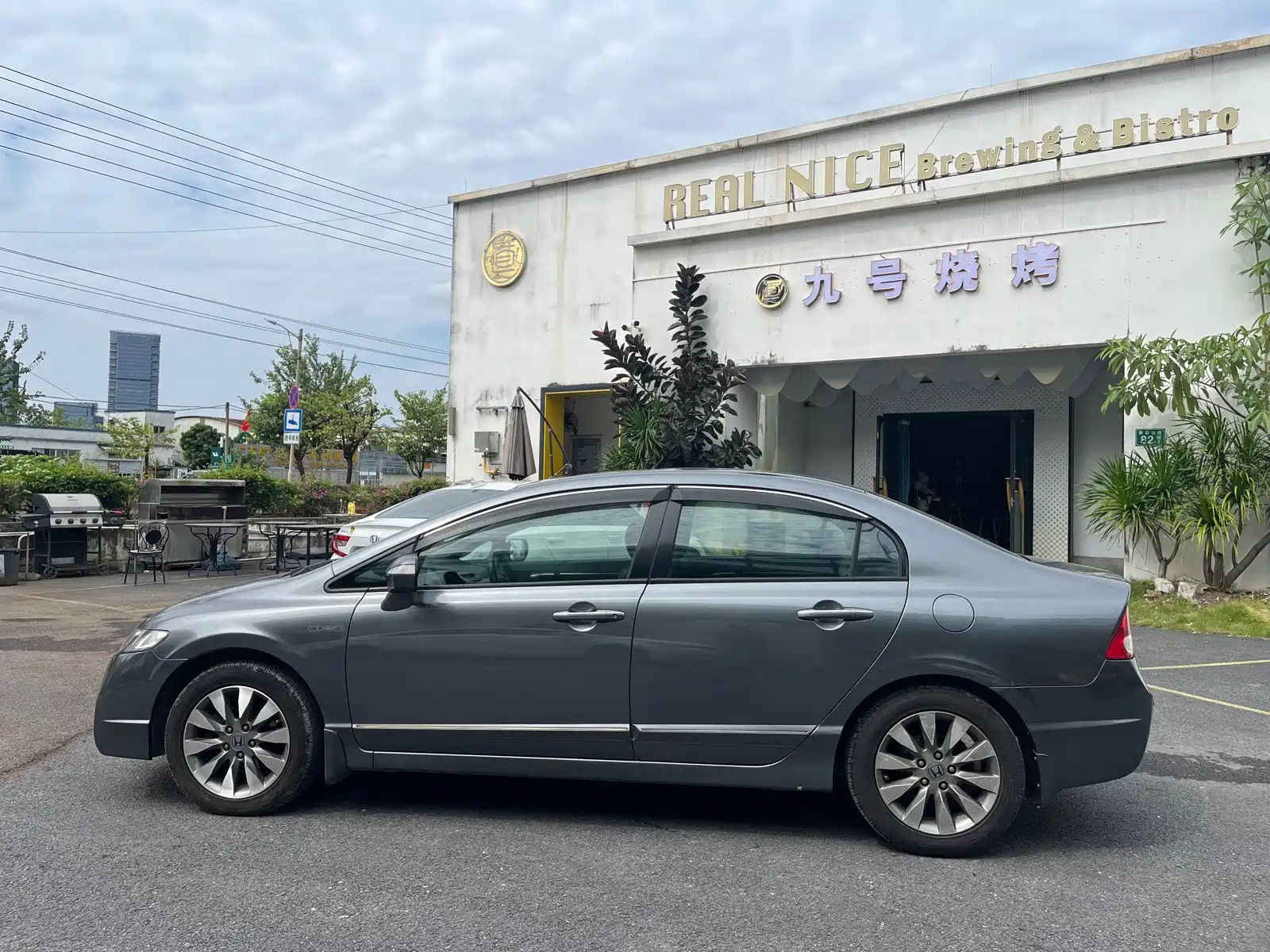 Фото 8 - Honda Civic