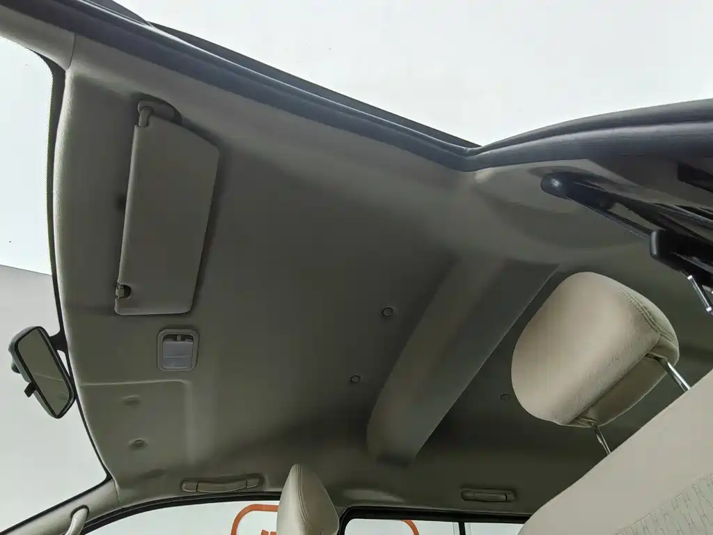 Dongfeng Fengxing Lingzhi 2025 2025 M5 1.6L Long Wheelbase Basic 5-seater