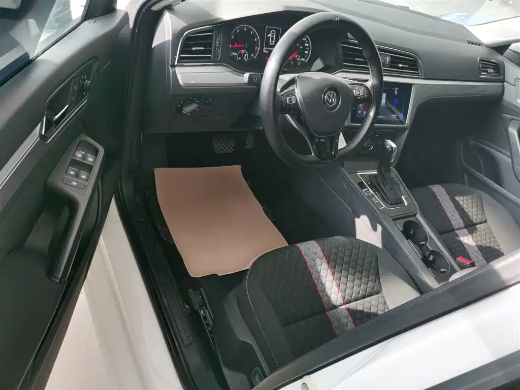 Volkswagen Lamando 2019 230TSI DSG Fashion Edition China VI фото 16
