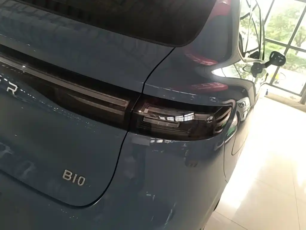 Фото 8 - Leapmotor B10
