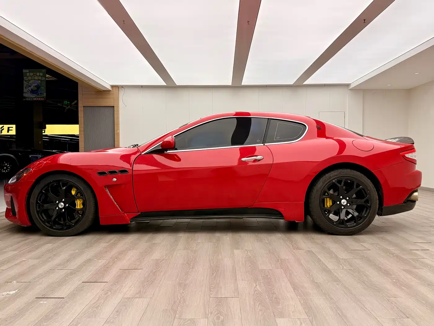 Maserati GranTurismo 2007 4.2L Standard фото 4