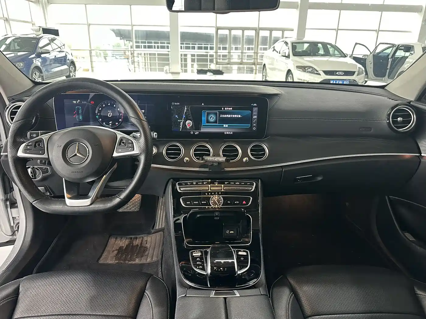 Mercedes-Benz E-Class 2016 E 300 L Sport Fashion Type фото 13