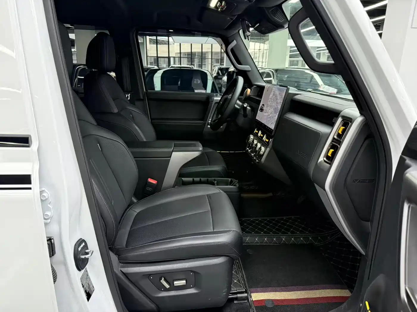 Photo 9 - iCAR V23