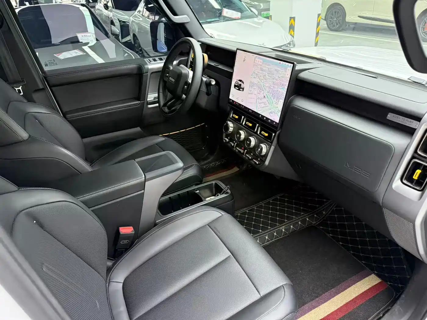 Photo 10 - iCAR V23
