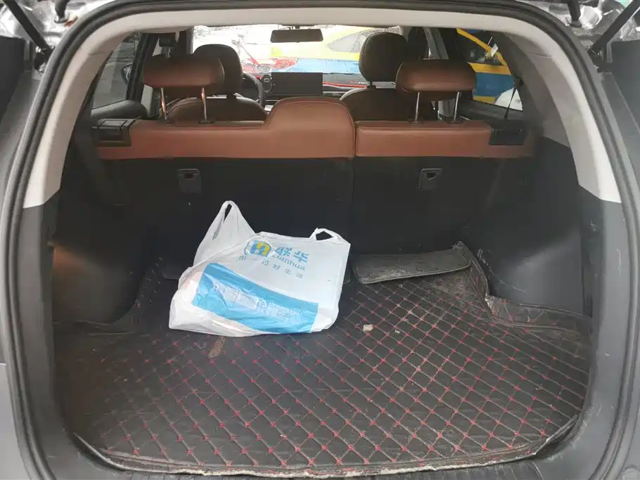 GEELY AUTOMOBILE VISION X6