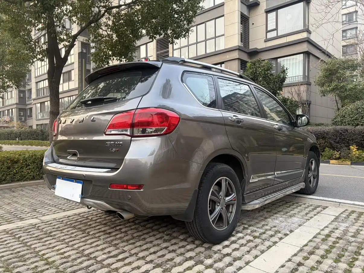 Фото 6 - Haval H6