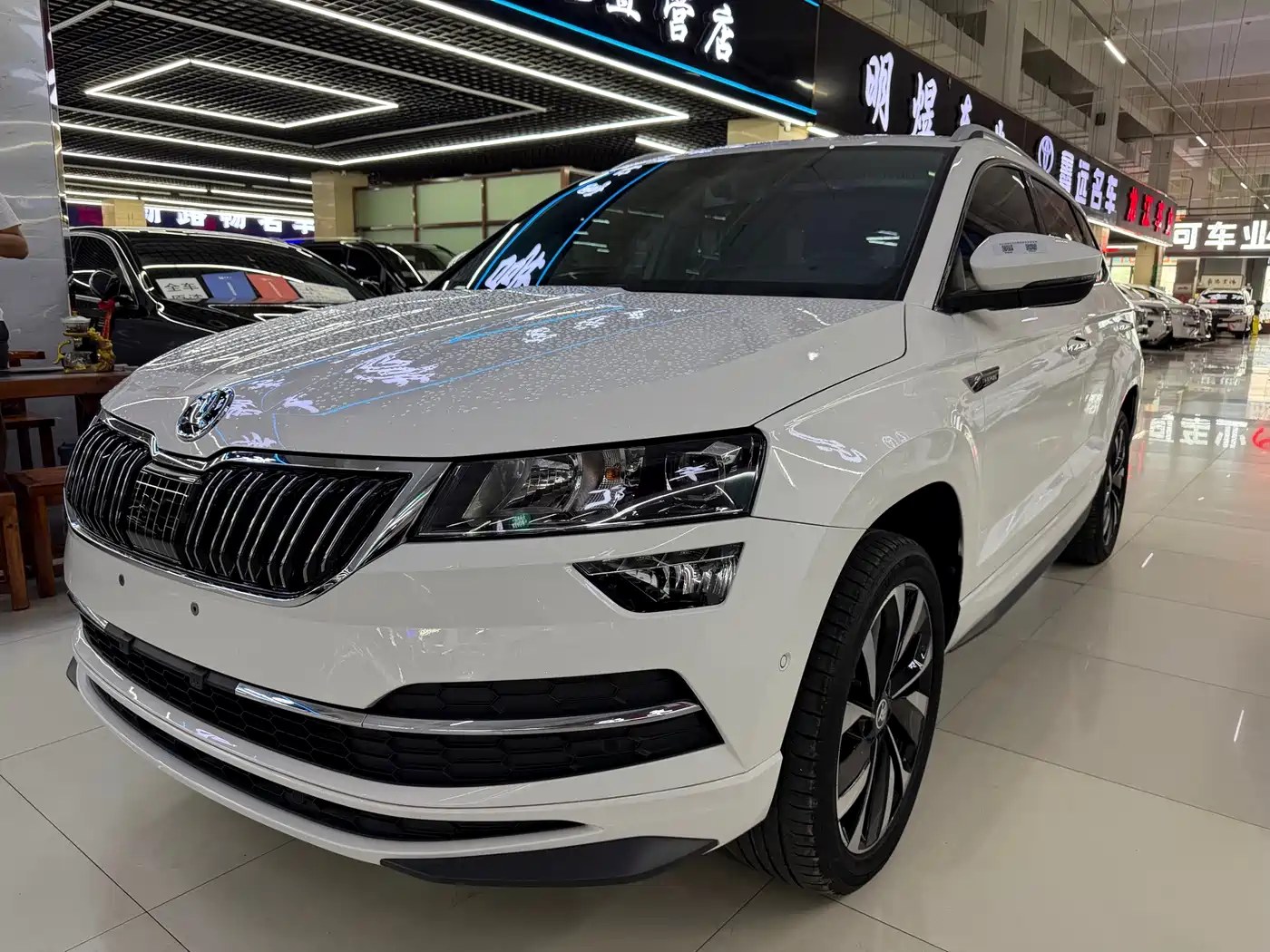 Škoda Karoq 2021 TSI280 Luxury Edition