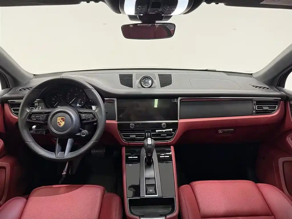 Porsche Macan 2022 Macan T 2.0T фото 8