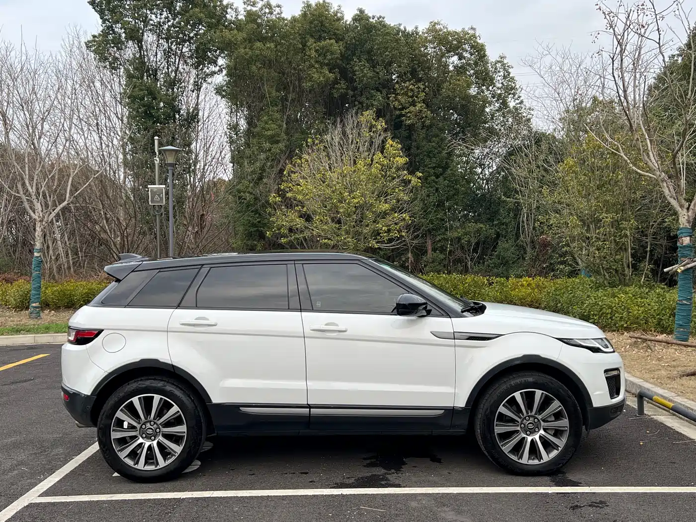 Land Rover Range Rover Evoque 2018 240PS SE Smart Edition фото 16