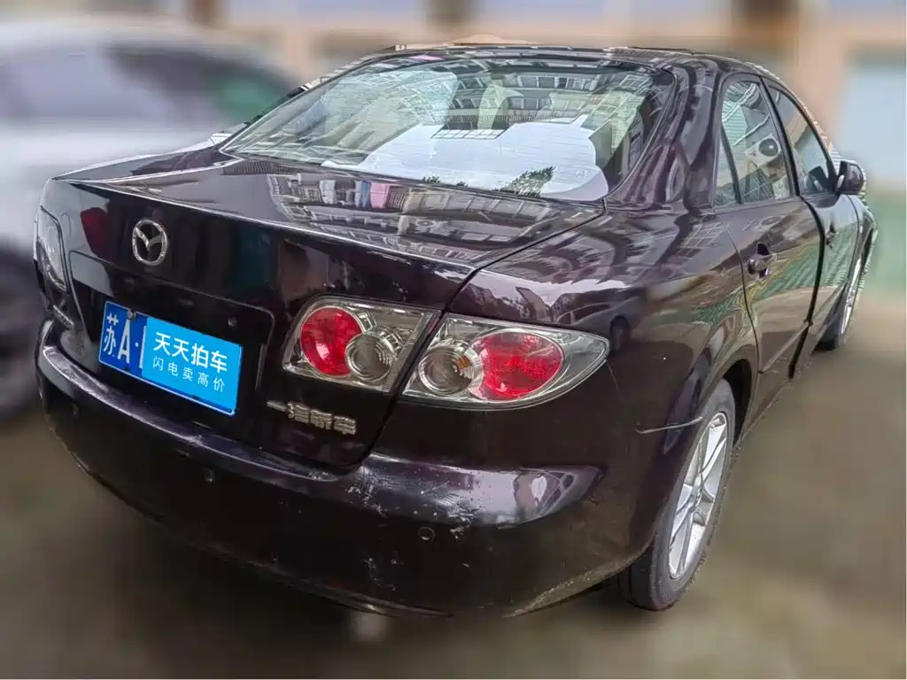 Photo 2 - Mazda 6