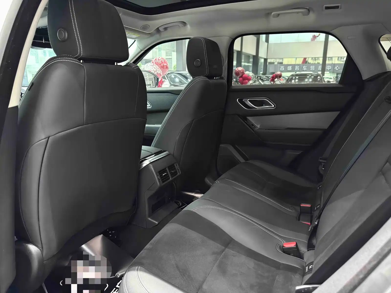 Фото 6 - Land Rover Range Rover Velar