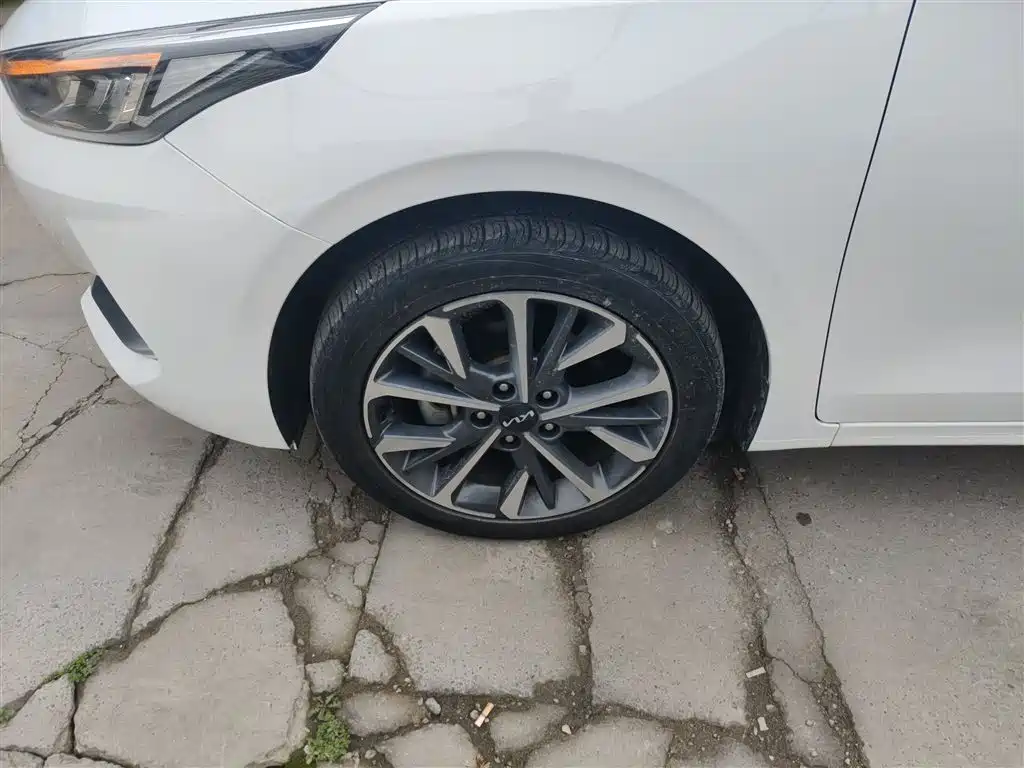 Kia K3 2021 Facelift 1.5L CVT Fashion Edition фото 25