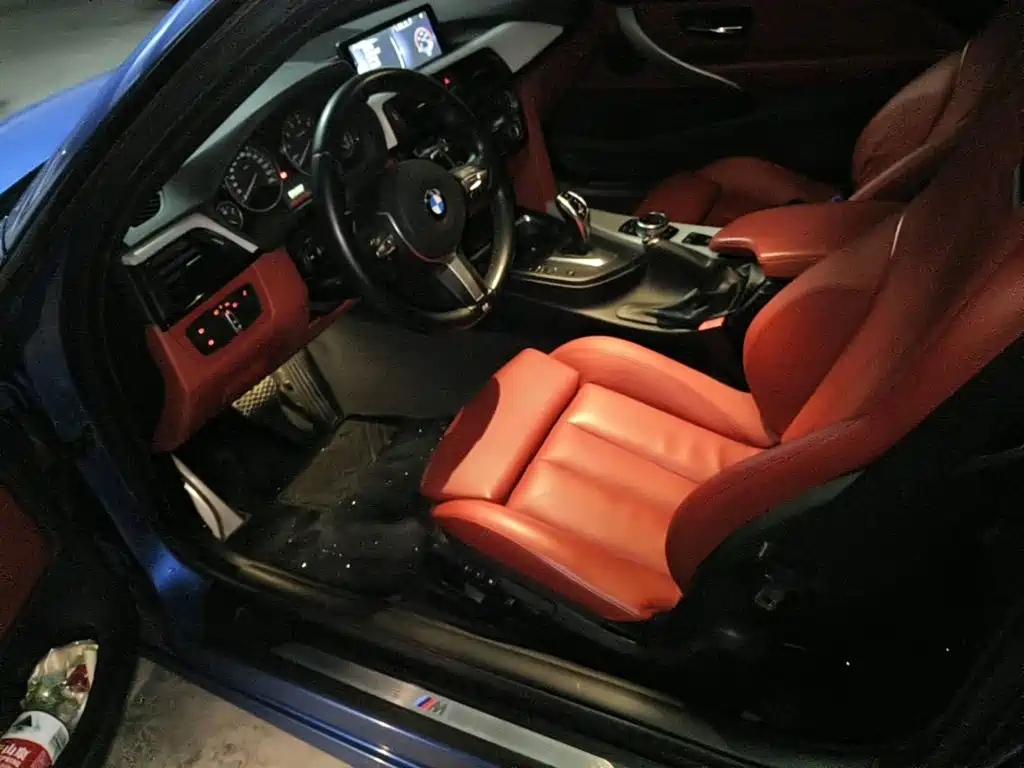 Photo 8 - BMW 4 Series