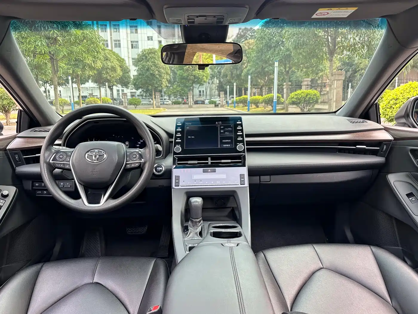 Toyota Avalon 2022 2.0L Progressive Edition фото 9