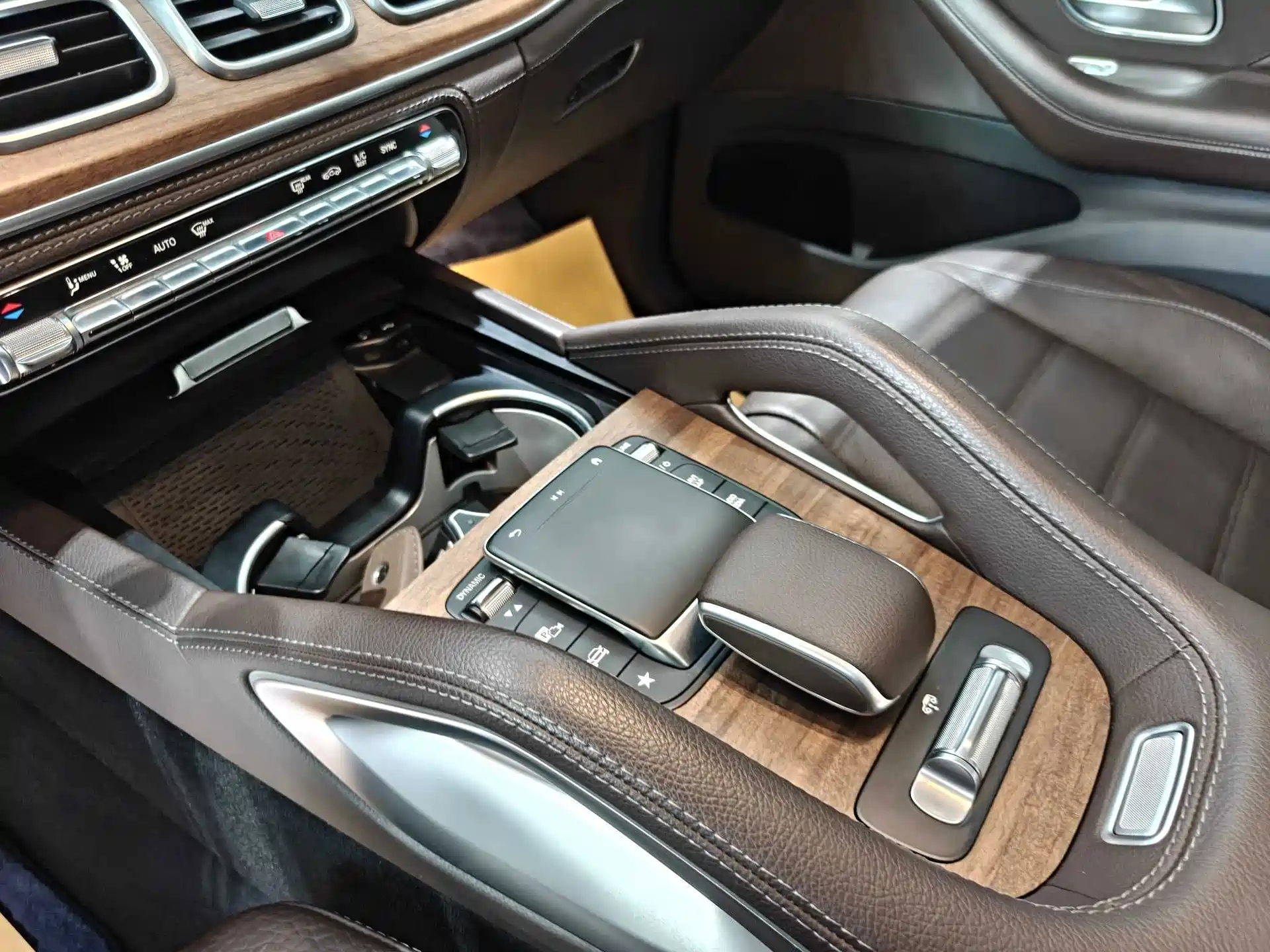 Фото 9 - Mercedes-Benz GLS