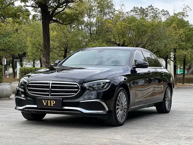 Mercedes-Benz E-Class 2023
