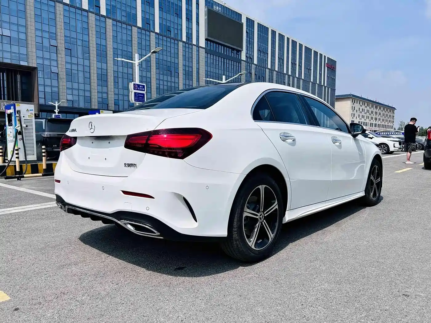 Mercedes-Benz A-Class 2024 2024 Facelift A 200 L Fashion