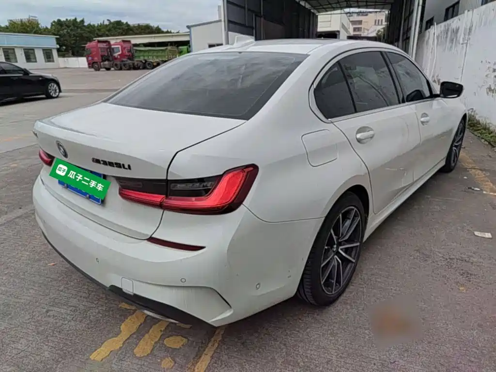 Фото 7 - BMW 3 Series