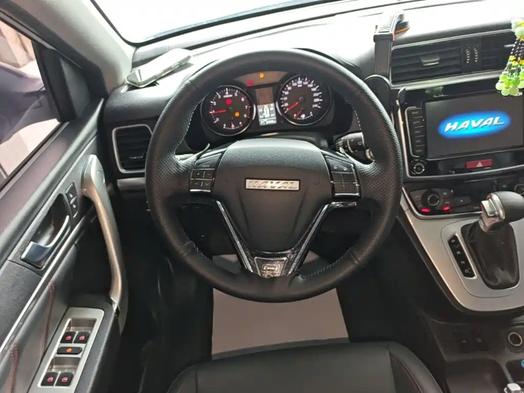 Фото 11 - Haval M6