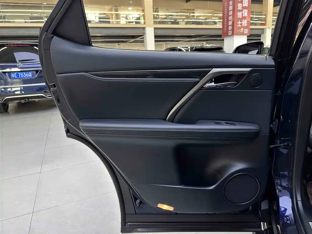 Lexus RX 2016 300 2WD Elite Edition (China V) фото 13