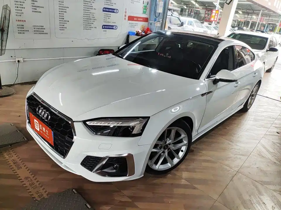 Фото 2 - Audi A5 (Import)