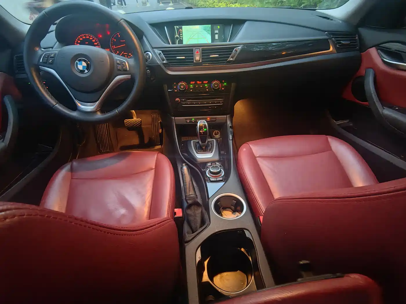 BMW X1 2015 Model sDrive18i Leading Advanced Edition фото 4