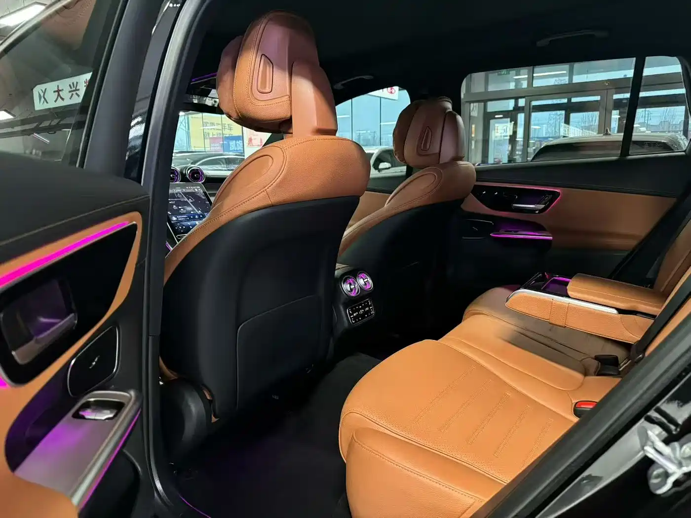 Mercedes-Benz GLC 2024 GLC 300 L 4MATIC Dynamic 5-seater фото 9