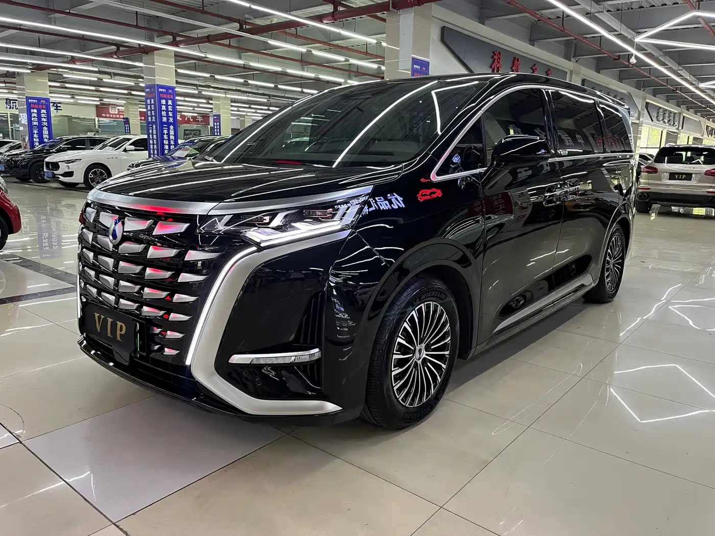 Denza D9 2022 DM-i 970 AWD Flagship