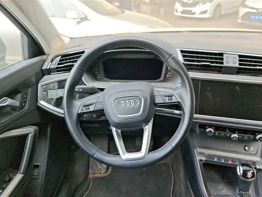 Audi Q3 2022 35 TFSI Progressive Dynamic фото 15