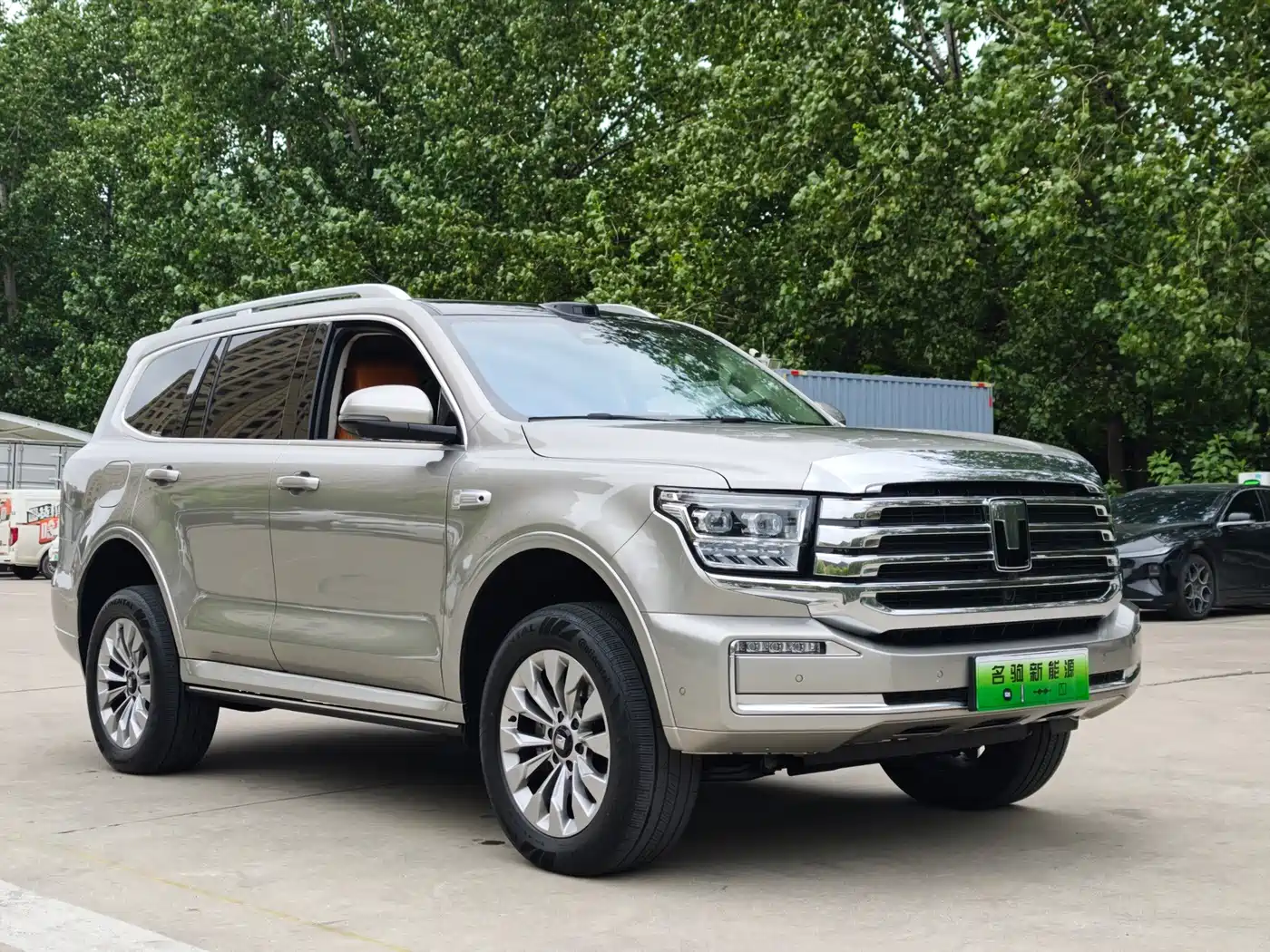 2025 Tank 500 EV