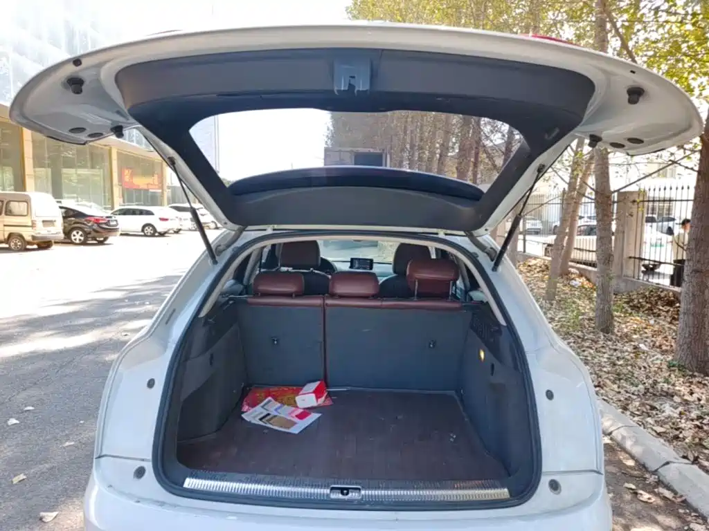 Photo 19 - Audi Q3