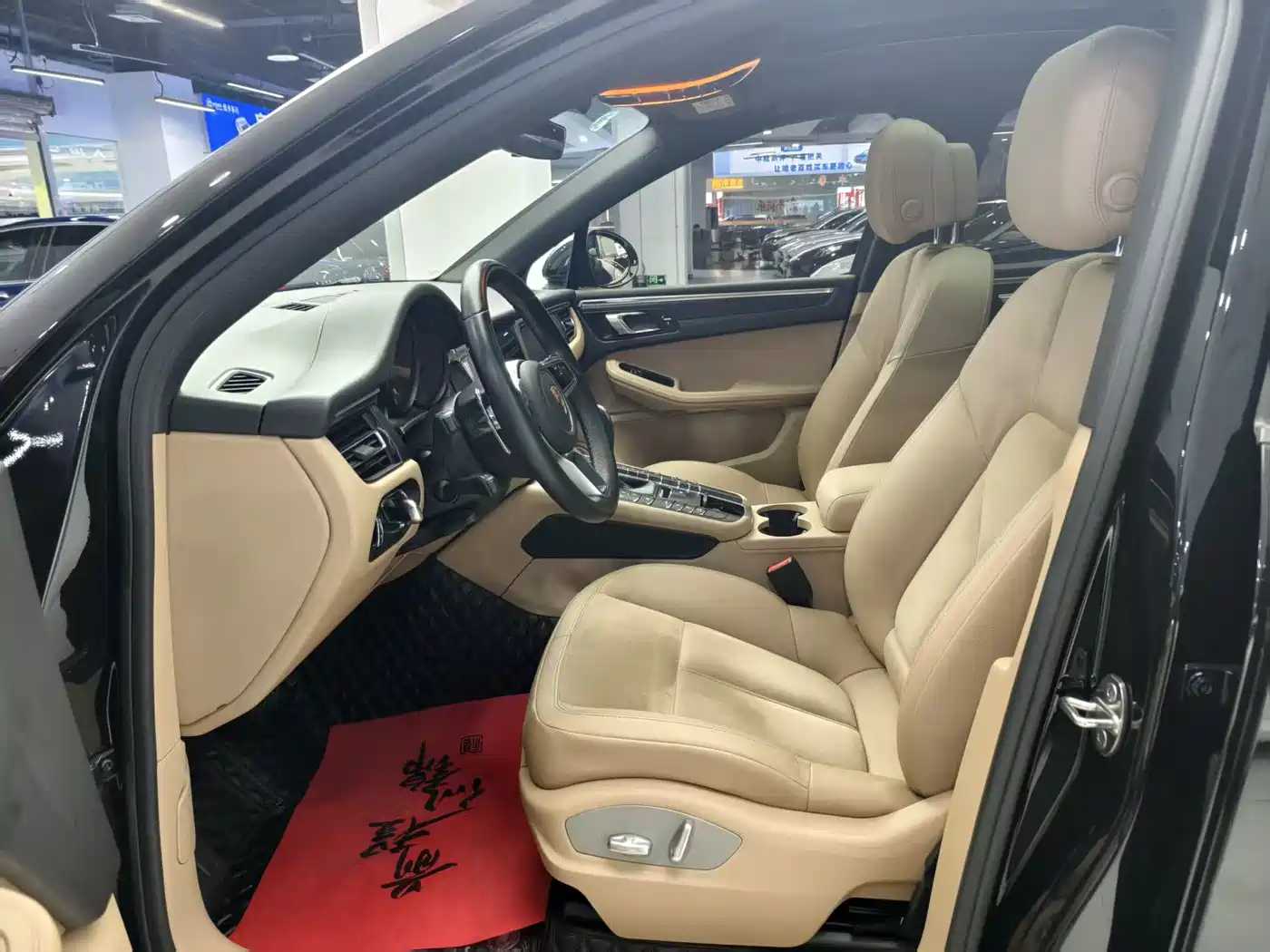 Porsche Macan 2018 Macan 2.0T фото 5