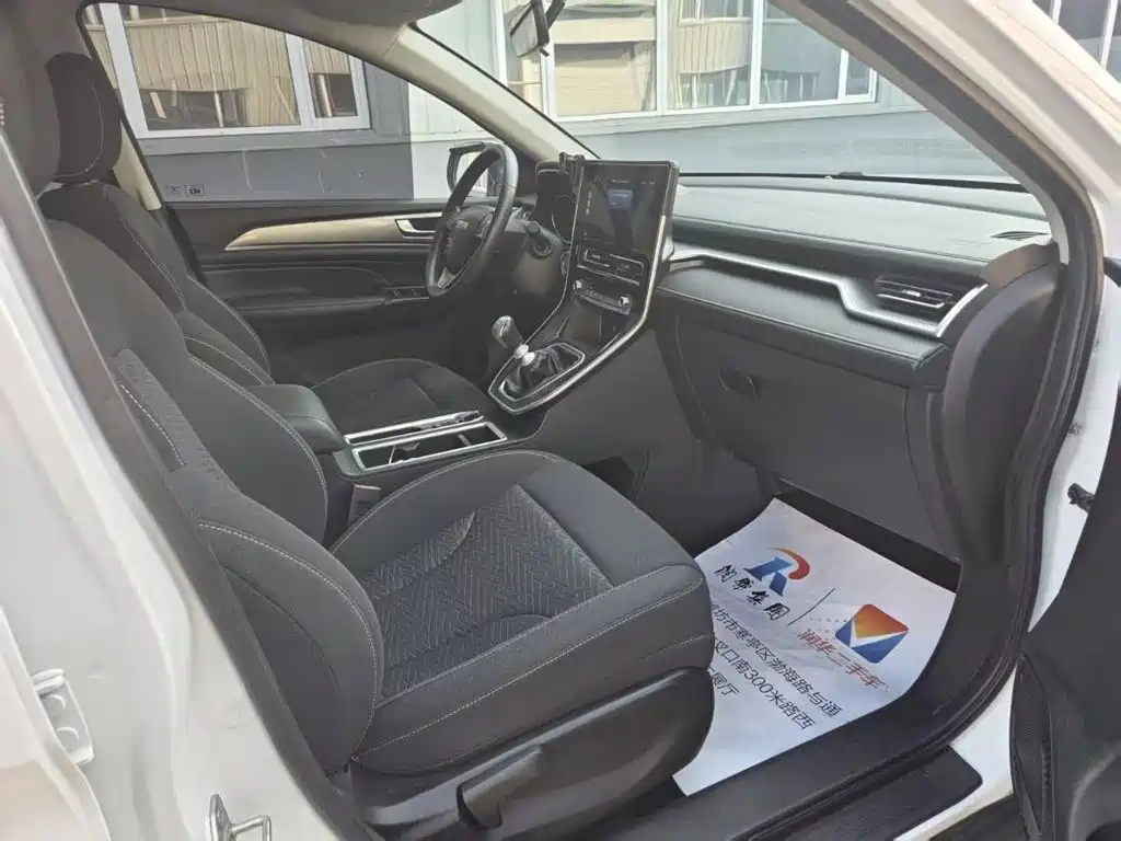 Haval M6 2023 2021 PLUS 1.5T Manual Elite Smart Connect