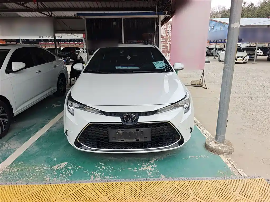 Toyota Levin 2021 185T CVT Luxury Edition фото 3