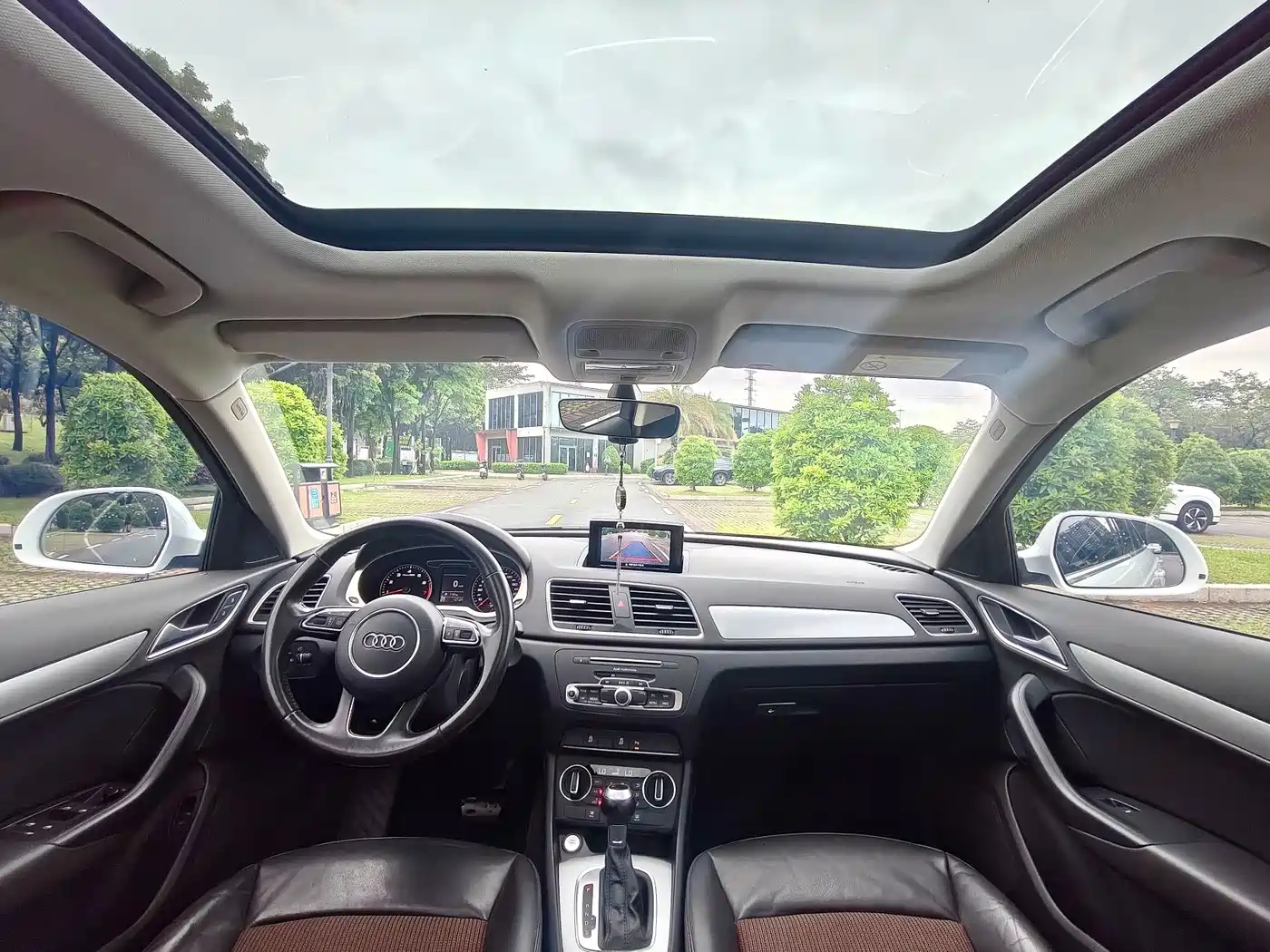 Фото 21 - Audi Q3