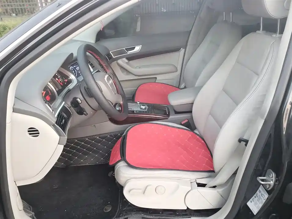 Audi A6L 2010 2.4L Luxury фото 10