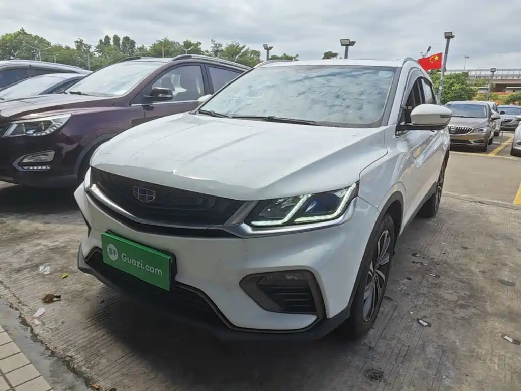 Photo 2 - Geely Coolray