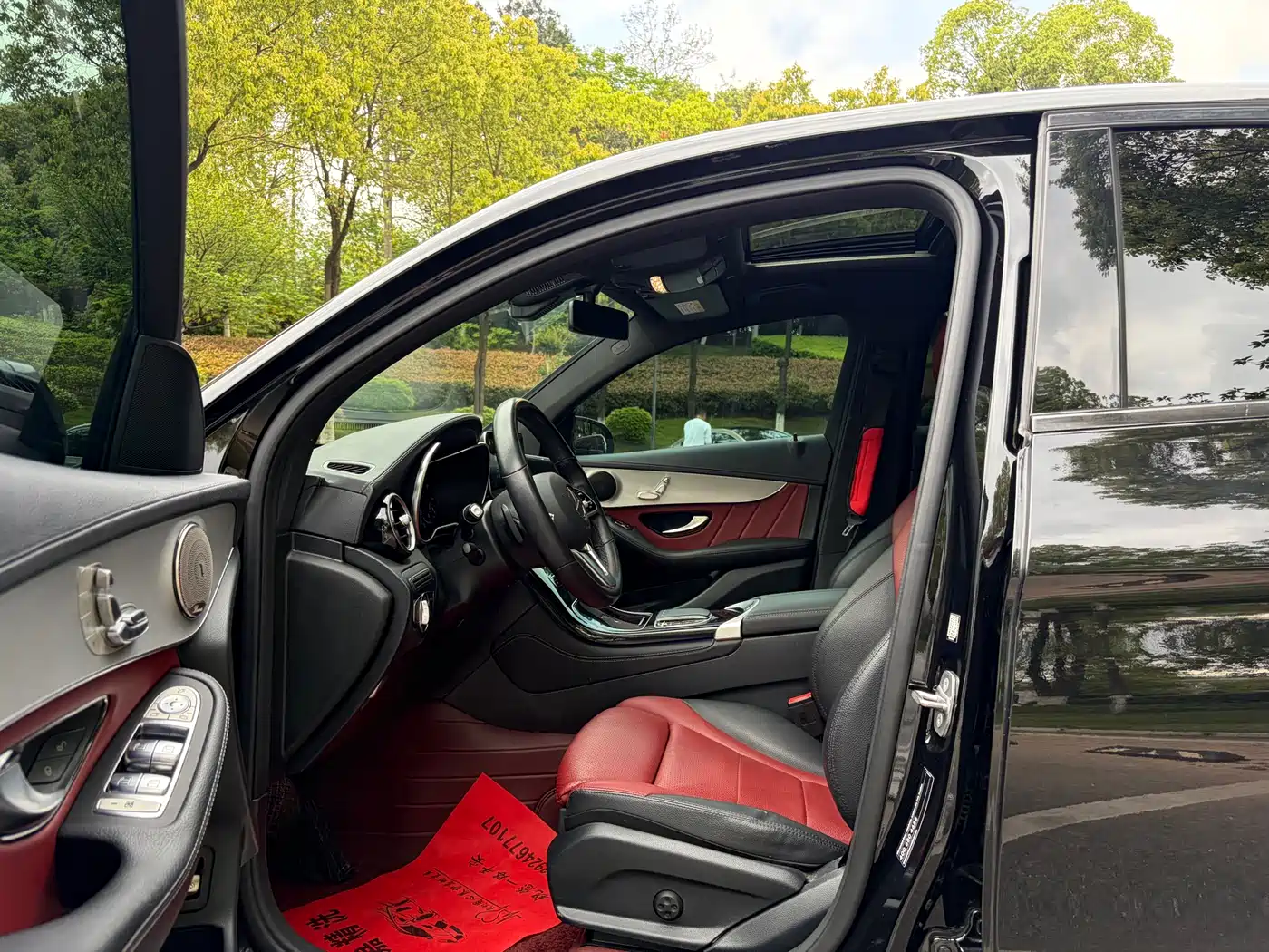 Mercedes-Benz GLC Coupe 2020 GLC 260 4MATIC Coupe SUV фото 7