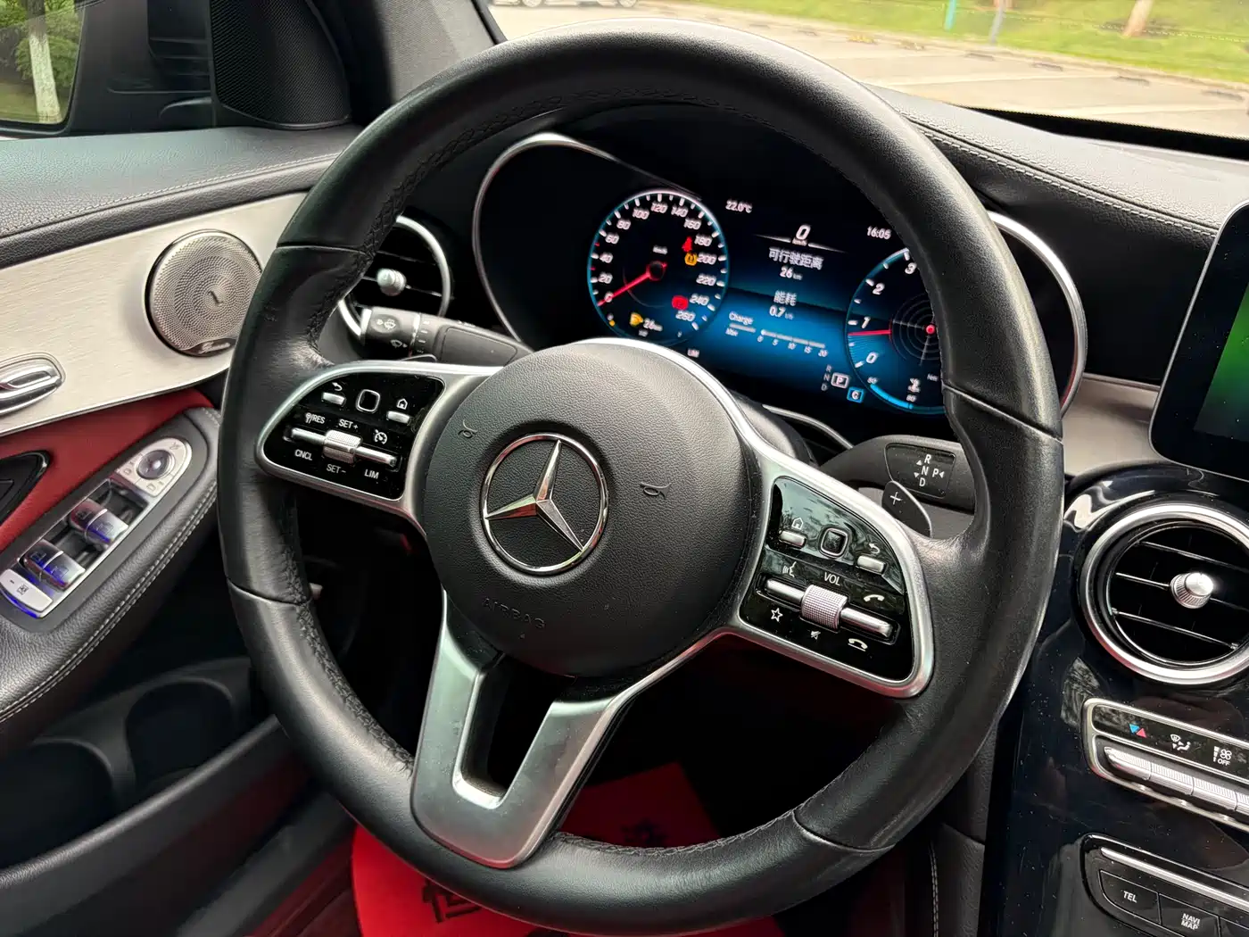 Mercedes-Benz GLC Coupe 2020 GLC 260 4MATIC Coupe SUV фото 14
