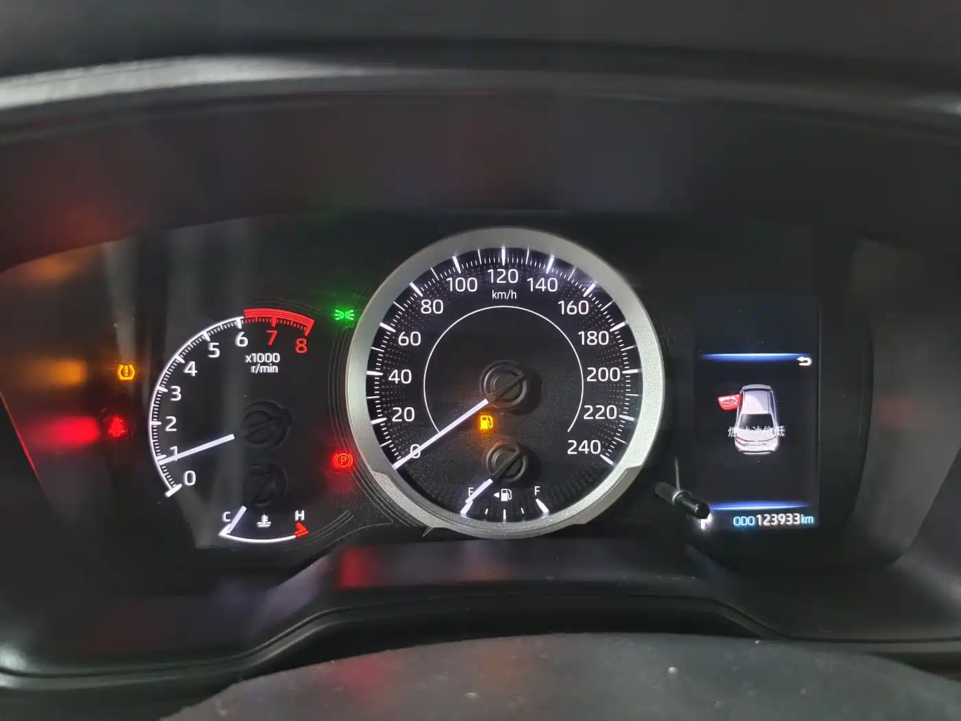 Toyota Levin 2019 185T CVT Luxury Edition China V фото 8