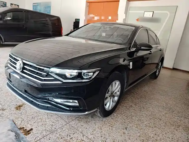 Volkswagen Magotan 2024