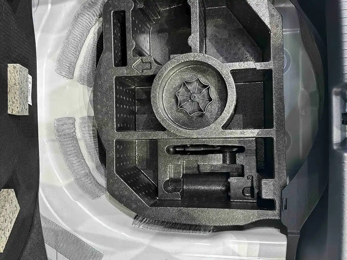 Photo 18 - Volkswagen Tharu