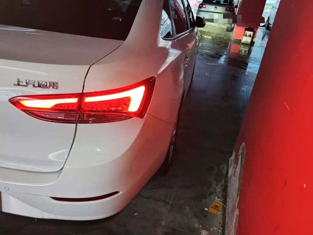 Photo 8 - Buick Excelle