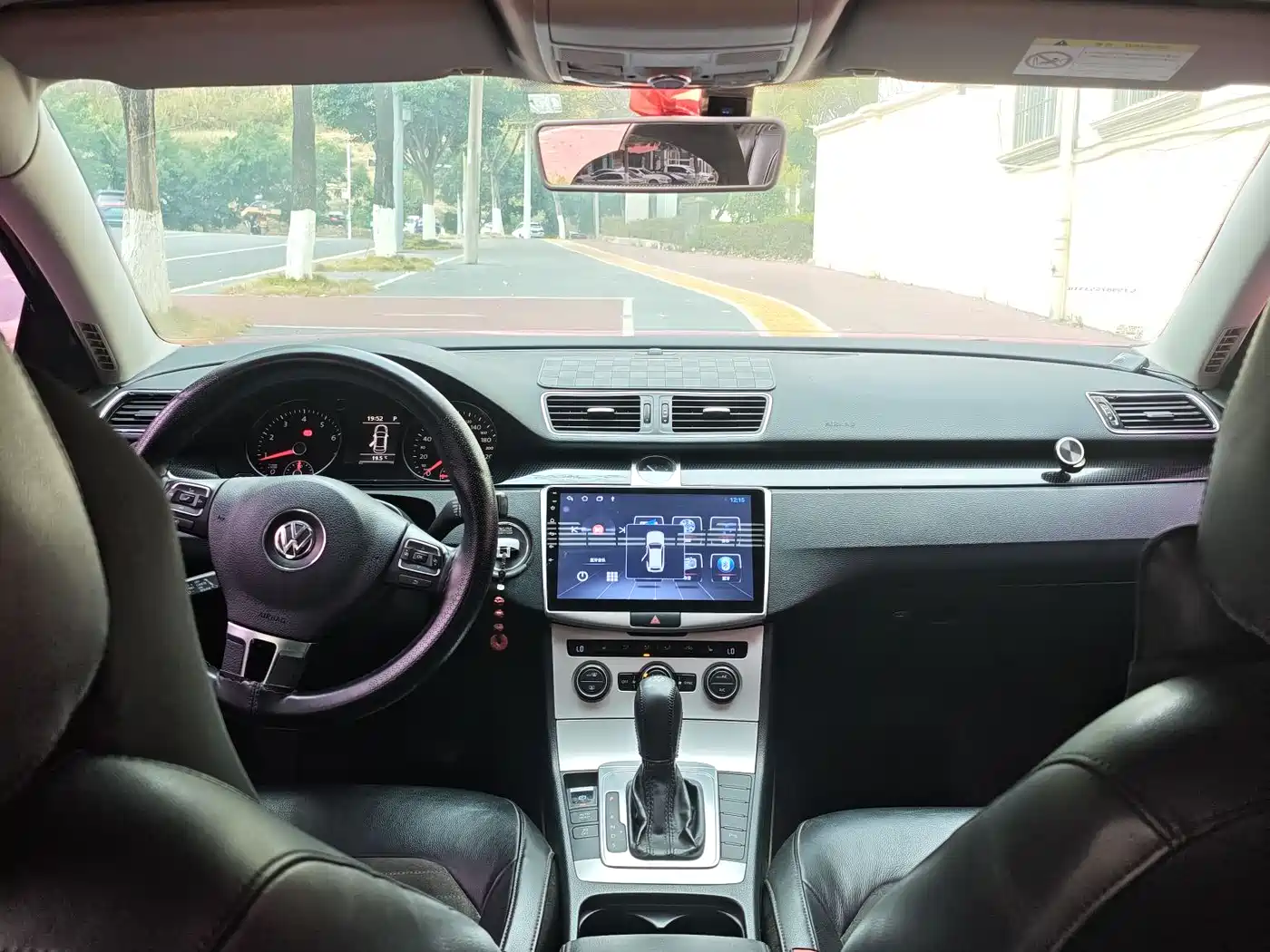 Volkswagen Magotan 2015 1.8TSI Luxury фото 9