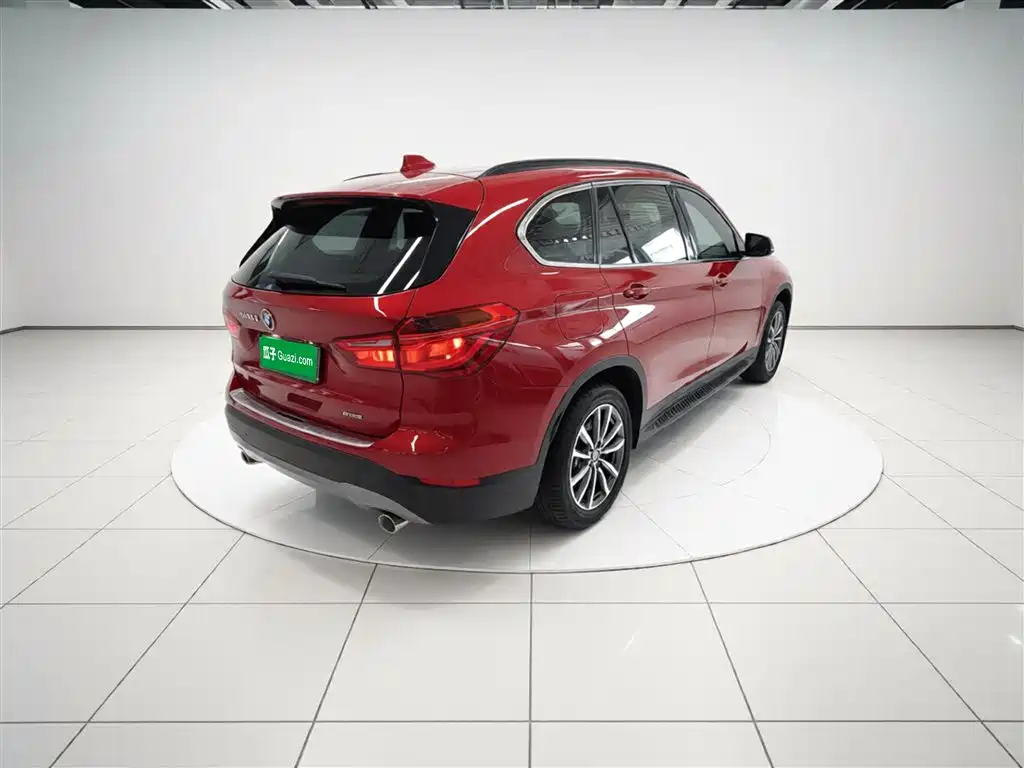 BMW X1 2019 sDrive18Li Fashion Model фото 7