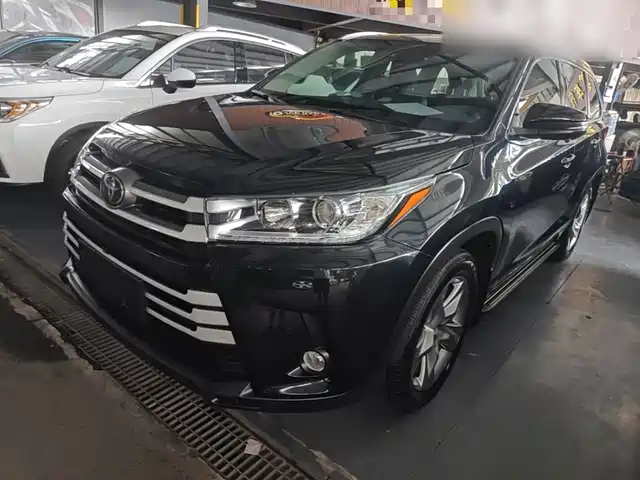  Toyota Highlander 2018 2.0T 4WD Luxury 7-seater China VI