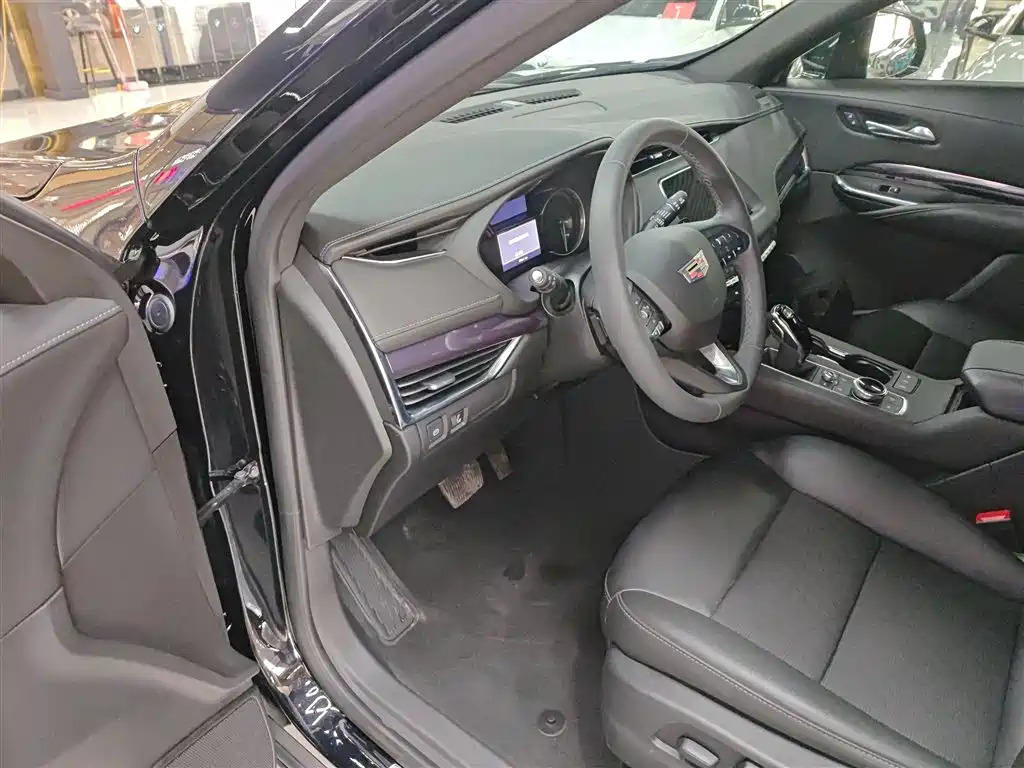Cadillac XT4 2022 28T FWD Style фото 16