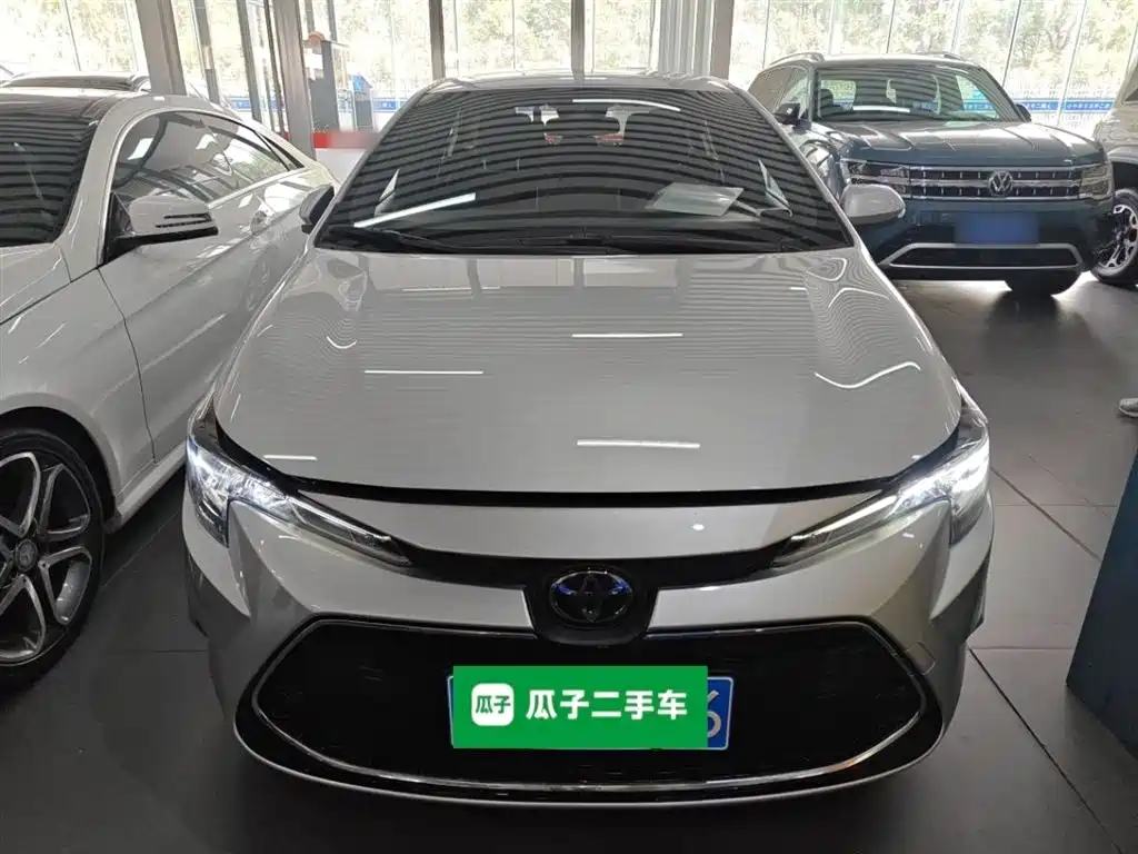 Toyota Levin 2021 185T CVT Luxury Edition фото 3